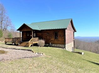198 Fst Ln, Fancy Gap, VA 24328