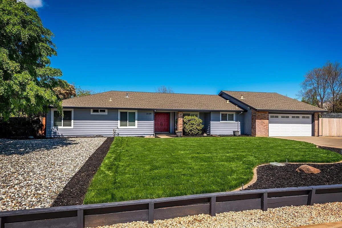 2129 Colonnade Way photo 1