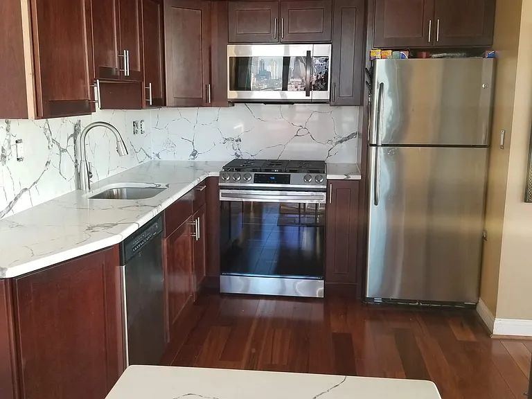3320 Spinnaker Ln — Photo 8