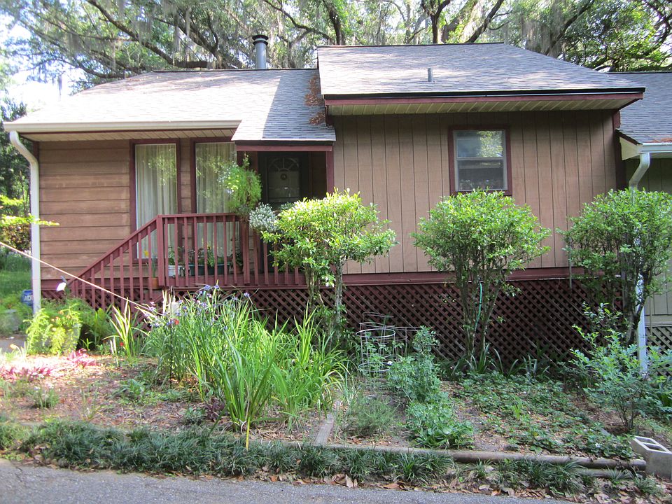 1st image of 1490 Twin Lakes Cir