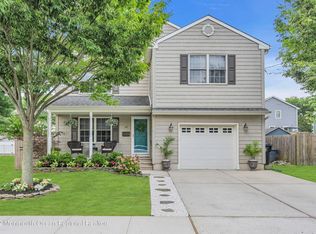 62 Weehawken Ave, Middletown, NJ 07748