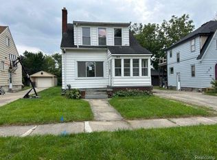 160 Ogemaw Rd, Pontiac, MI 48341