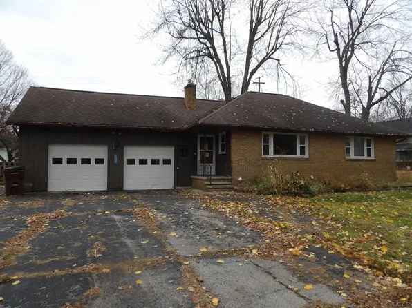 425 Oak St, Hudson, MI 49247