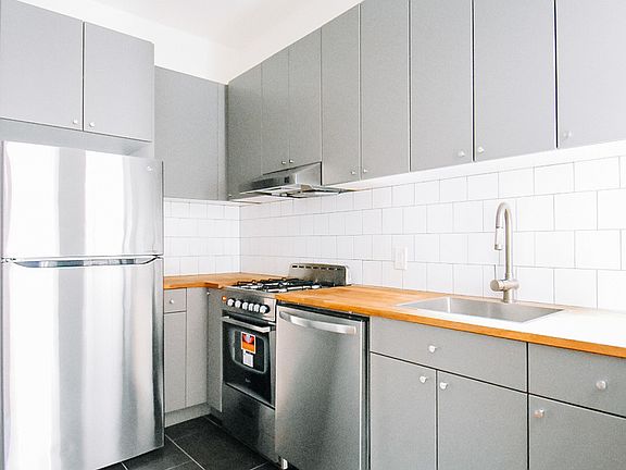 2nd image of 141 W 113th St APT 5B