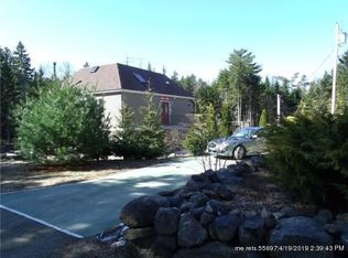 154 Fox Ln, Surry, ME 04684