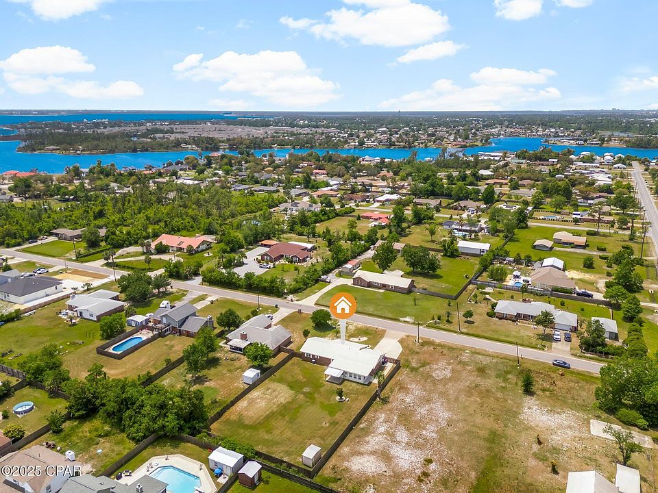 1st image of 519 Plantation Dr