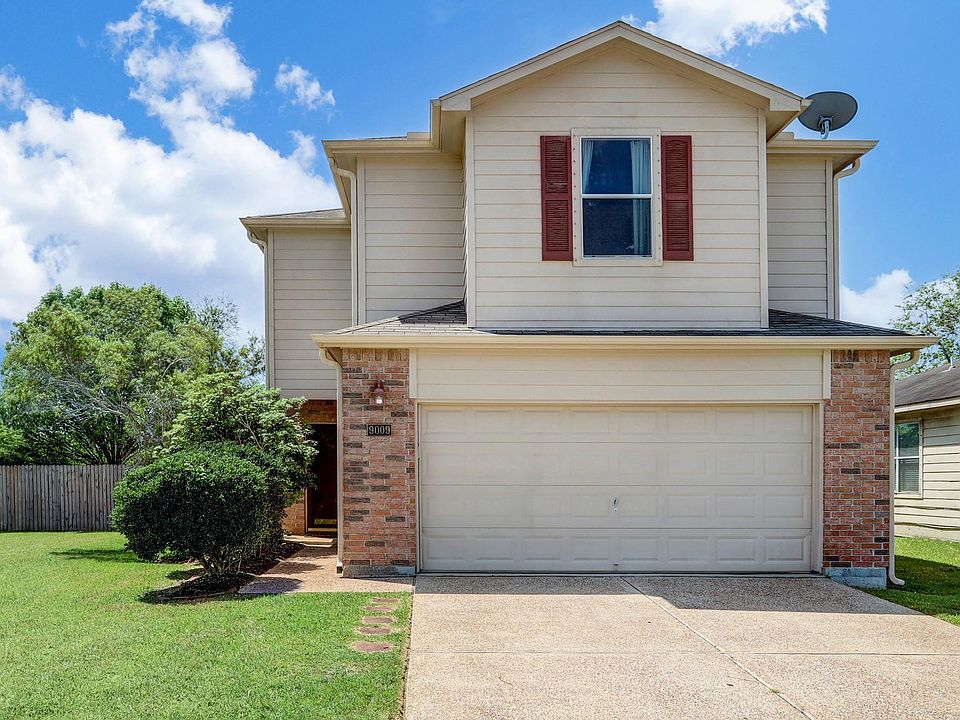 1st image of 9009 Dolphin Cir