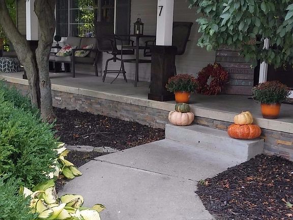 3rd image of 5297 Olde Saybrooke Ct