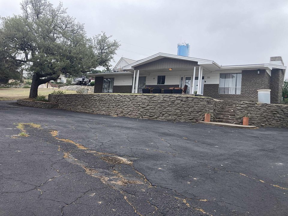 1st image of 131 Dukes Dr