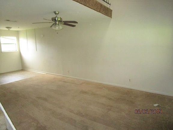 3rd image of 2505 N Hickory St APT 2
