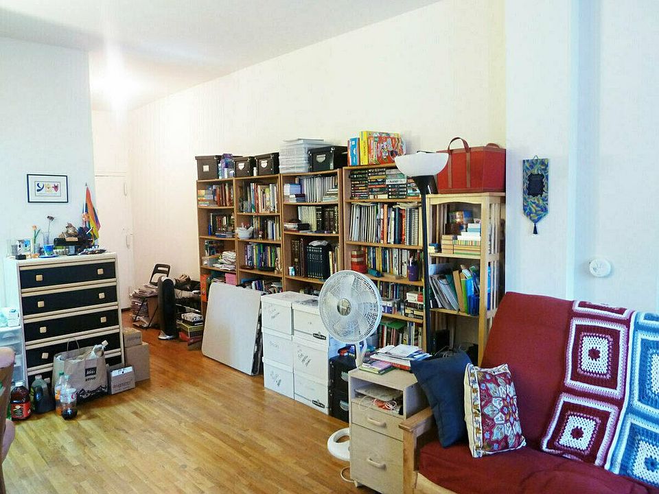 2nd image of 251 W 97th St #3D