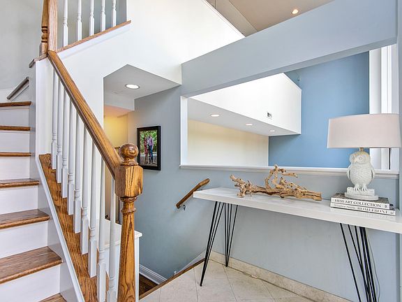 3rd image of 2659 N Ashland Ave APT 3