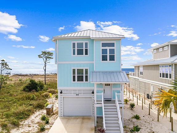 4th image of 102 Curve Rd