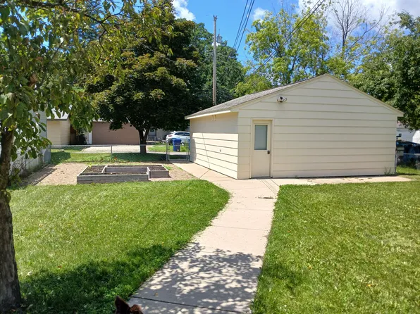 1209 9th Ave SE, Saint Cloud, MN 56304