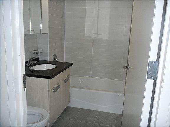 5th image of 573 W 161st St #6AA