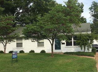 1210 Woodgate Dr, Saint Louis, MO