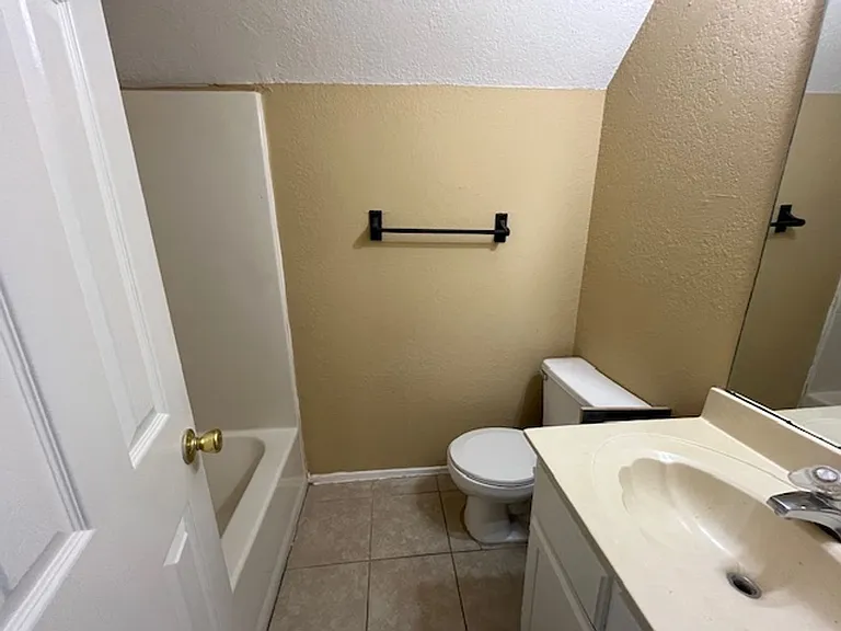 2635 Brachton Cv E — Photo 8