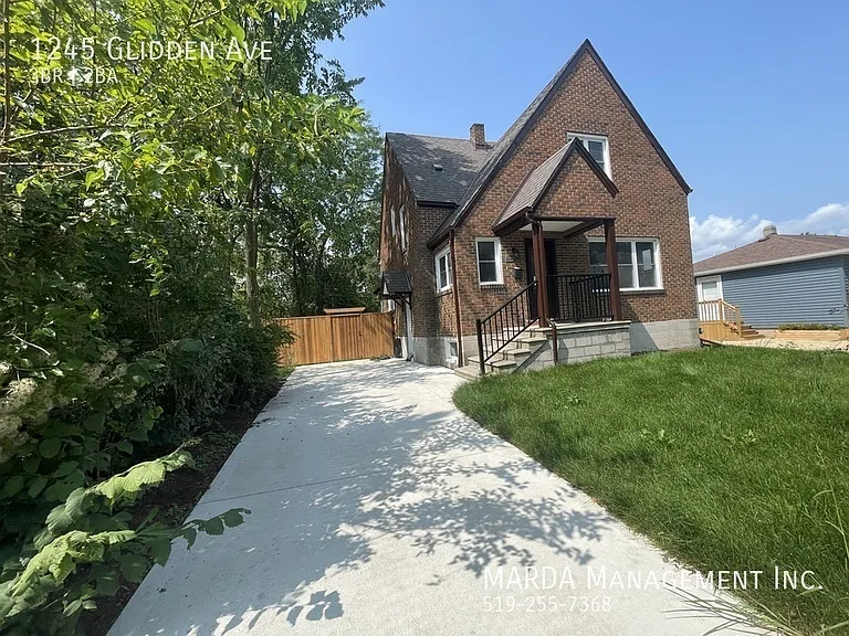 1245 Glidden Ave — Photo 1