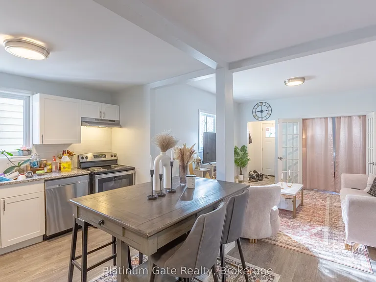 1040 Gladstone Ave — Photo 9