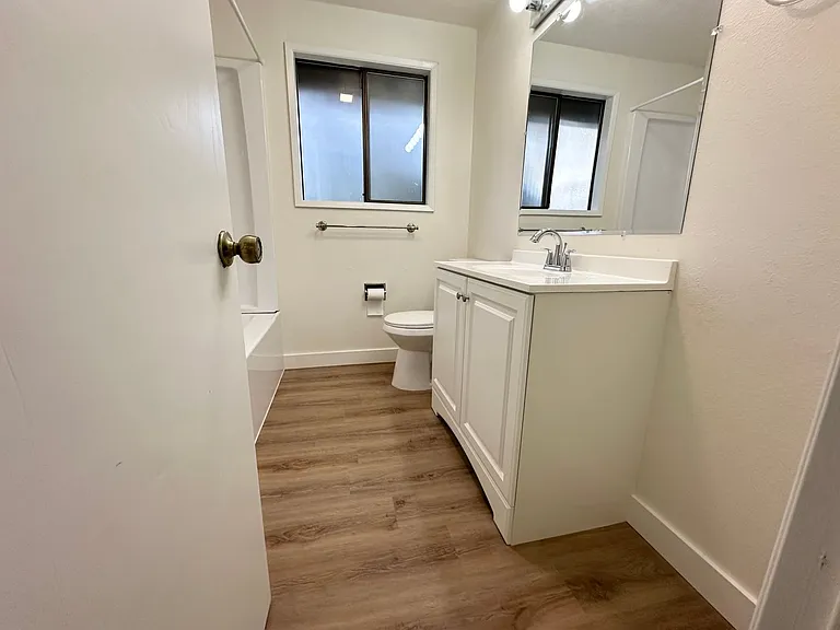 6055 SW 68th Ct — Photo 13