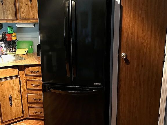 5th image of 11 Kimberly Ln #11
