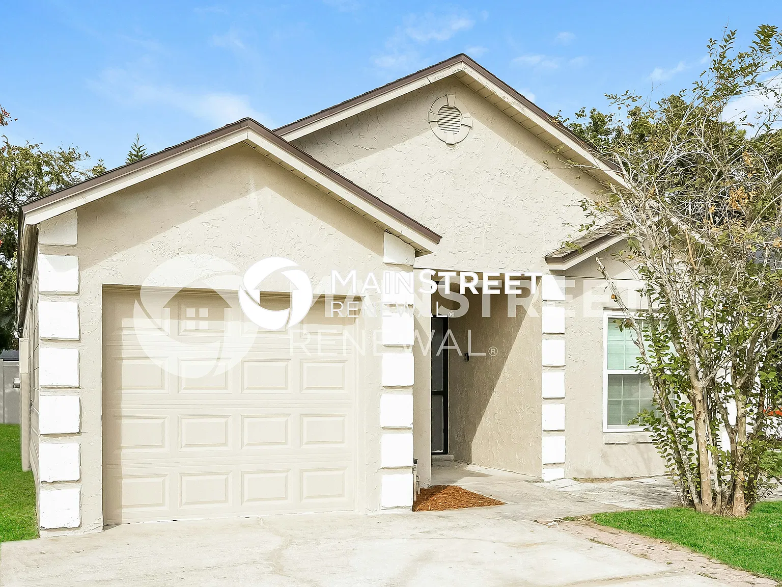 1241 Ashworth — Photo 3