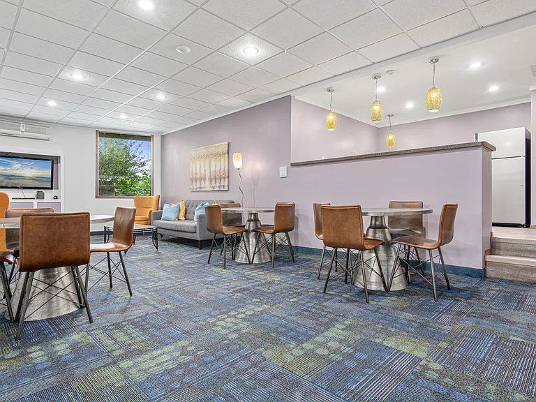Plymouth Pointe — Photo 19