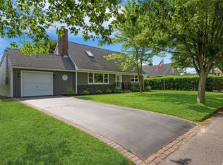 12 Bayview Rd, Amityville, NY 11701