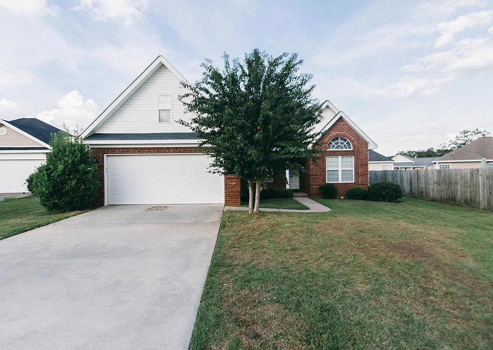 1st image of 215 Sunnymeade Dr