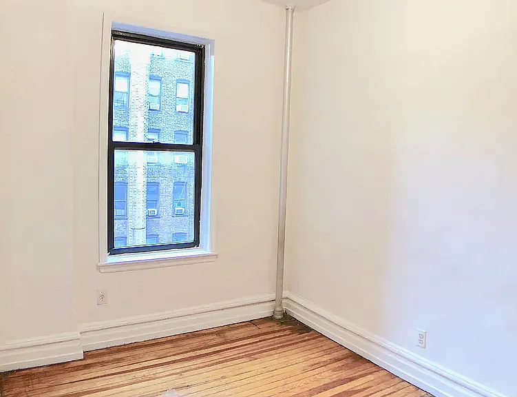 145 S 4th St #18 — Photo 4