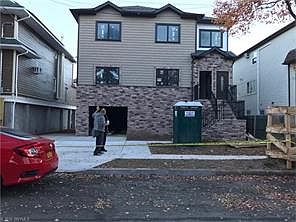 1st image of 229 Wiman Ave