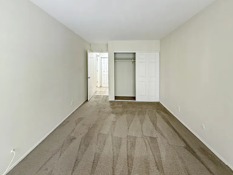3600 Dimond — Photo 24