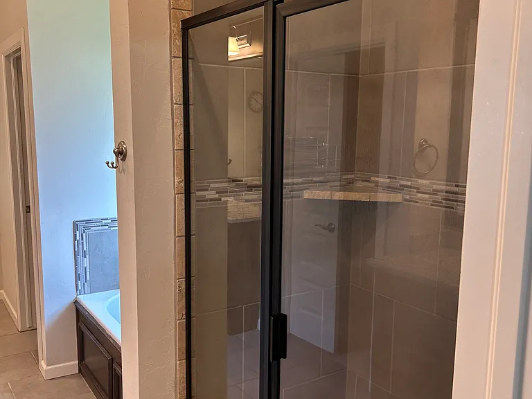 2400 Santa Monica St — Photo 17