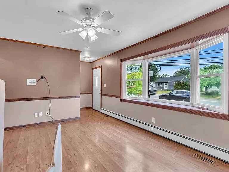 317 Beachwood Blvd — Photo 6