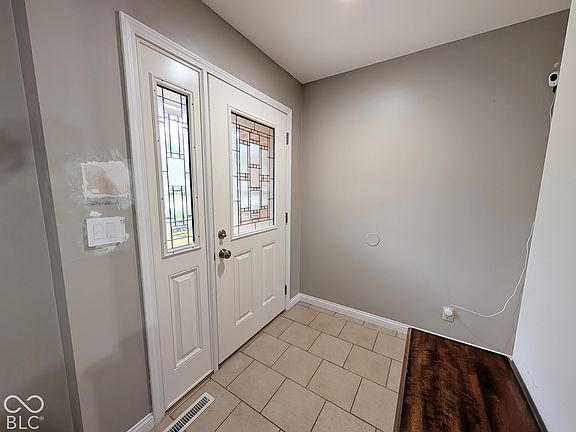 3rd image of 1640 South Dr