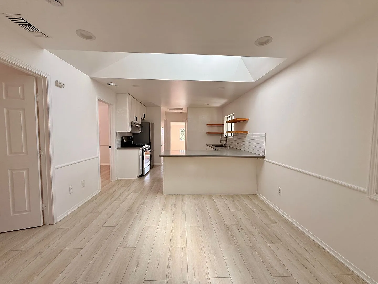 1704 Grafton St — Photo 3