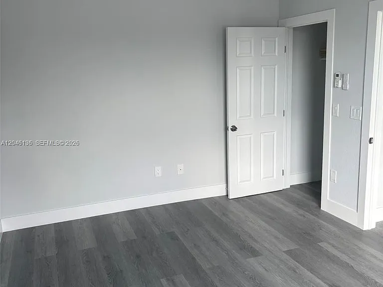1450 SW 4th St #4 — Photo 9