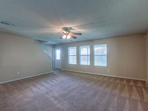 5th image of 20826 Foxwood Garden Dr