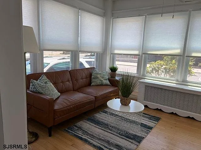 2 bed, 2.0 bath, $2,700 — Photo 3
