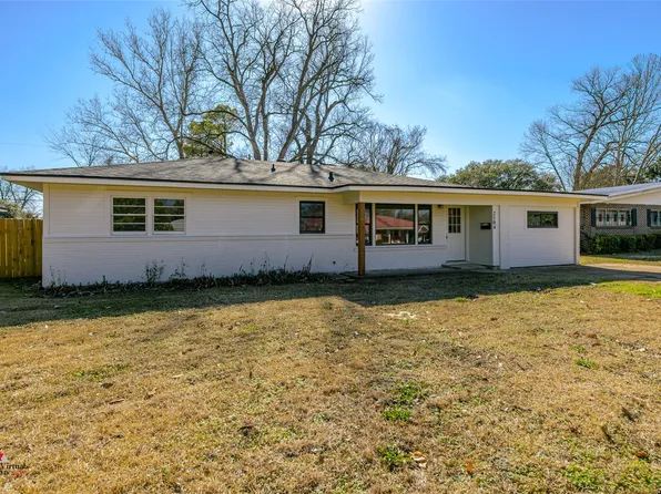 2504 Douglas Dr, Bossier City, LA 71111