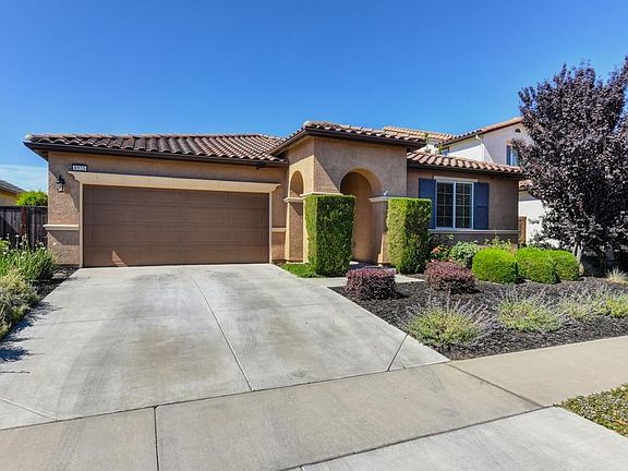 2nd image of 8525 Canary Pine Way