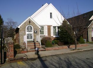 201-05 27th Ave, Flushing, NY 11360