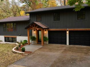 426 Lee St, Iowa City, IA 52246