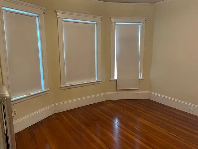 98 Winsor Ave #1 — Photo 22