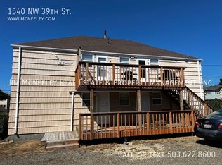 1540 NW 39th St, Lincoln City, OR 97367