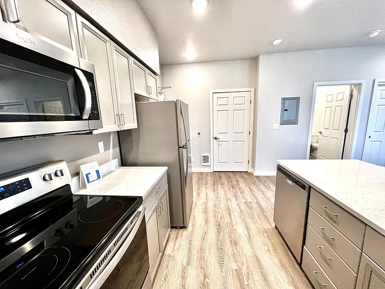 McCormick Heights — Photo 34