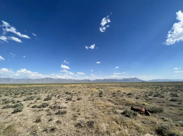 277 Cobble Ln, Crescent Valley, NV 89821