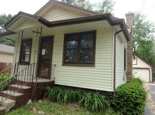 338 Sexauer Ave, Elgin, IL 60123