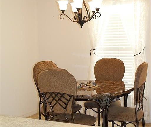 5th image of 230 Shadow Lakes Dr