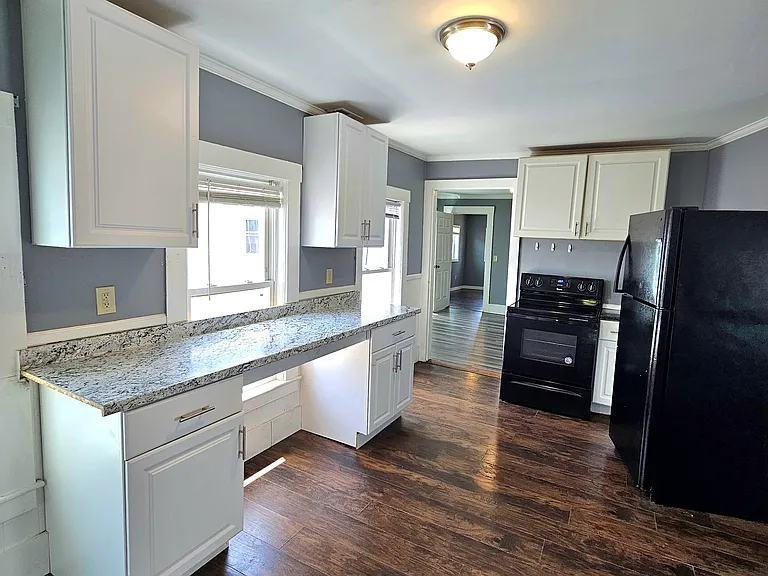 22 Beech St #B — Photo 15